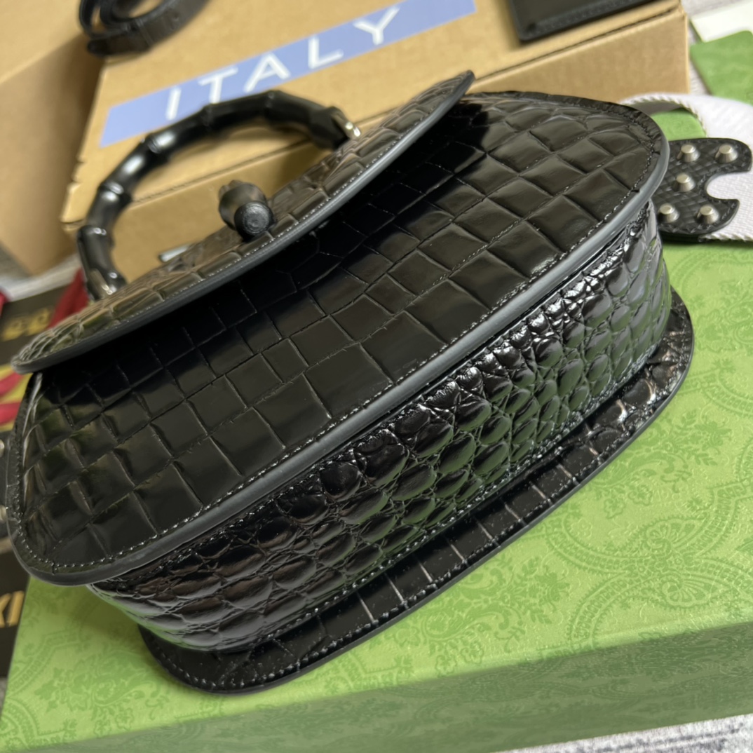 Gucci Satchel Bags
